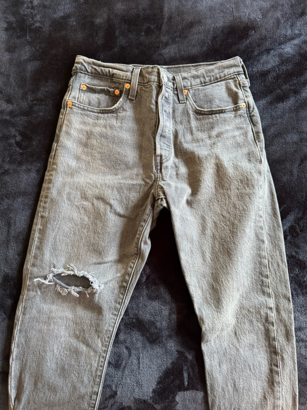 Women Levi’s premium 501 skinny sue 28/28